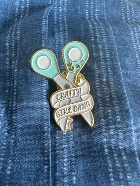 CRAFTING GIRL GANG Enamel scissors Lapel Pin NEW